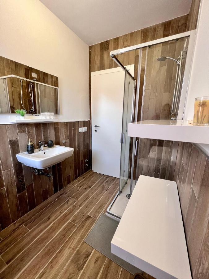 Platinum Apartment Arezzo Esterno foto