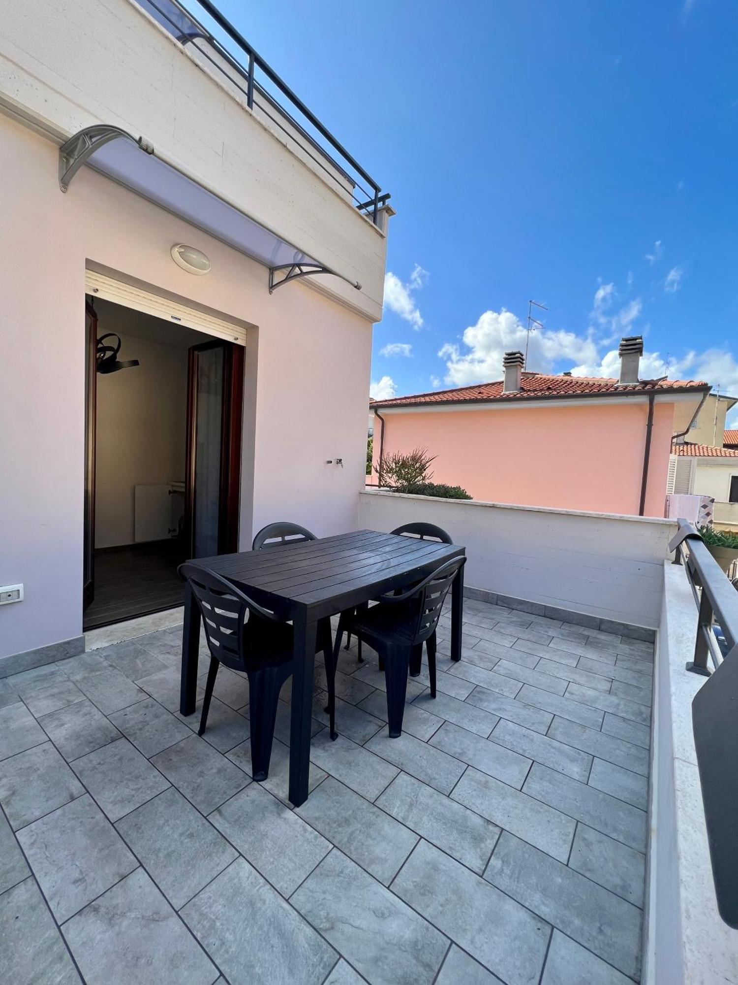 Platinum Apartment Arezzo Esterno foto