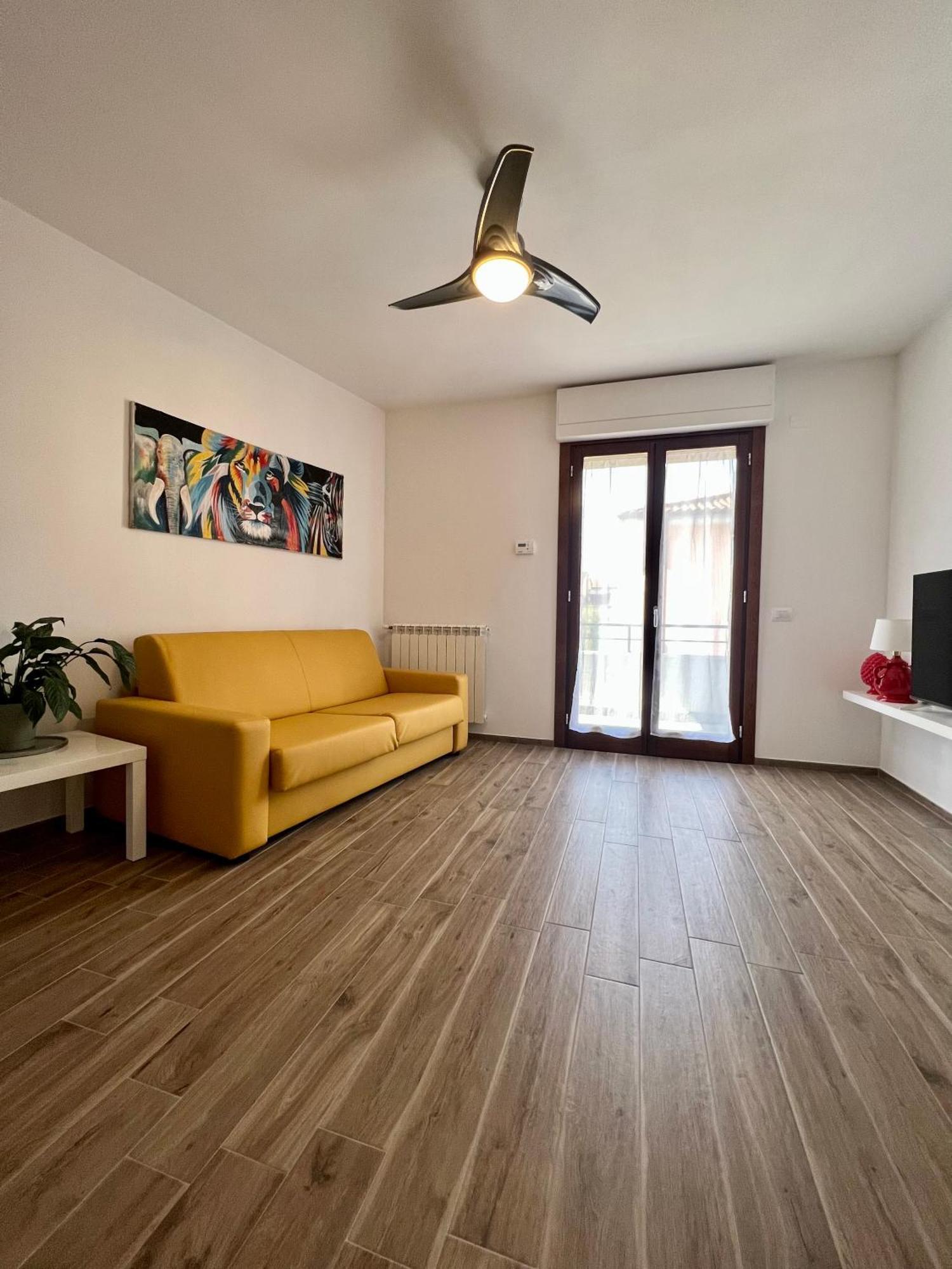Platinum Apartment Arezzo Esterno foto